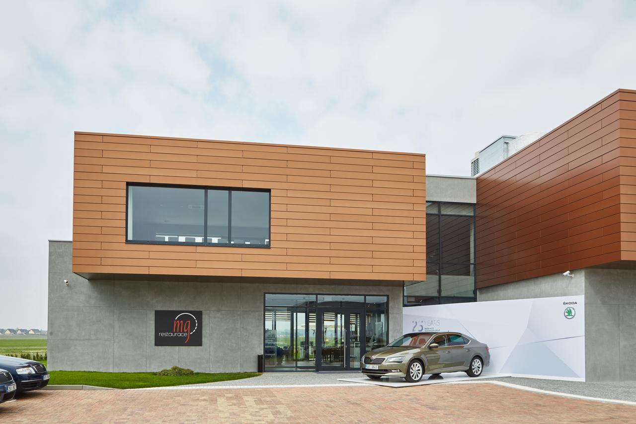 Mg Restaurace/Luxury Apartments Mladá Boleslav Exterior foto